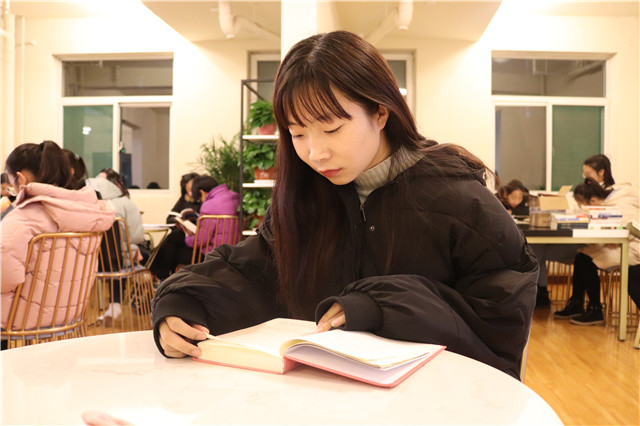 好书比邻 阅无止境 ——箕城书院开展第十五期书式生活阅读活动