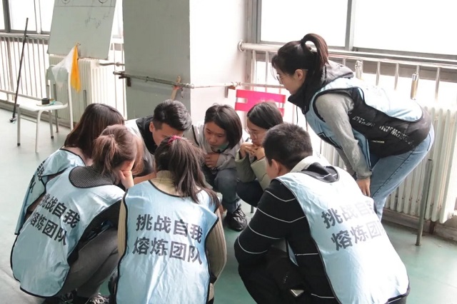 第14期书院导师日:解锁趣味挑战 玩转旱地冰壶