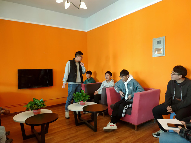 团结凝聚之力量 英雄联盟之赛事 ——青语导师面对面第66期活动