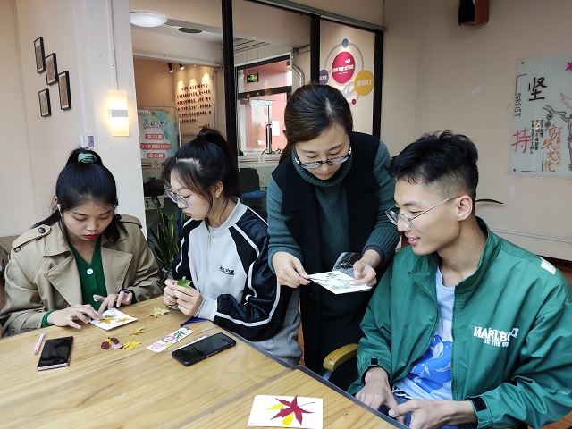 【1+1＞2】在叶落中，寻找阅读时光的幸福与温暖——三达书院信息产业大咖伴读计划记