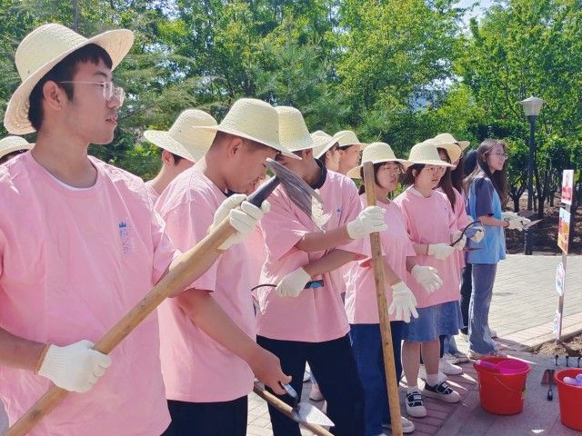 阿信喊你打造独家“秘密”花园——书院劳育实践体验课