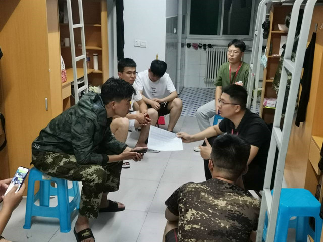“新”人“新”家“新”遇见——太行书院师生走访新生宿舍