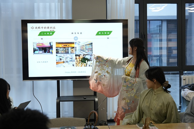 言铃木敏文 入零售心理 感商科文化