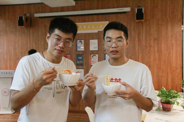 春去秋来 与青藤温馨“美味”第一“面”——青藤书院举办Q仔厨房系列活动第22期