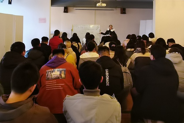 【1+1＞2】生活中的法律 婚姻里的哲理——“开讲啦”第32期