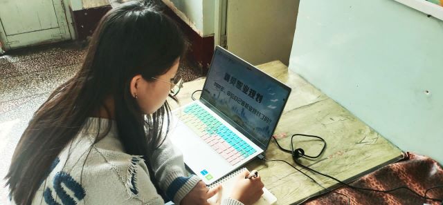 “锁”定位 “职”赢未来——青藤书院开展精英职业生涯规划系列活动