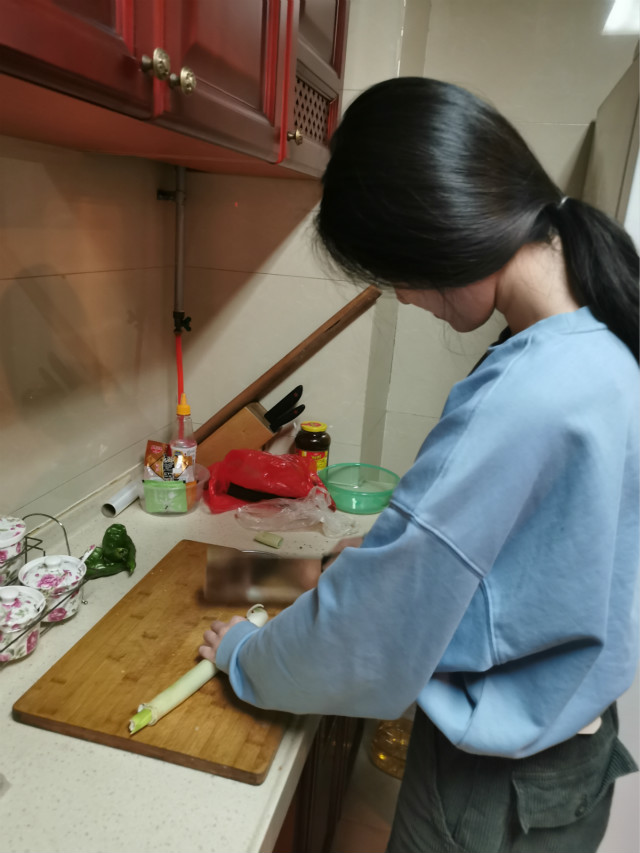 走进乡味 品尝美食