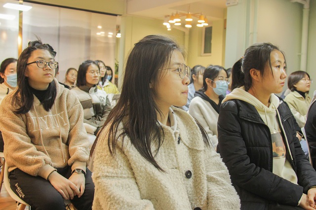 选择了远方 便不惧艰苦——青藤书院举办青藤讲堂第32期