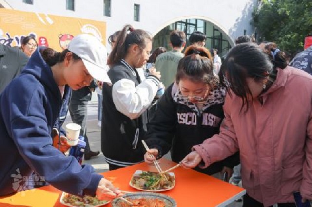 【书院传真】在美食中寻温暖 在盛宴中忆乡思——第四届“她的味道”书院烹饪大赛圆满落幕