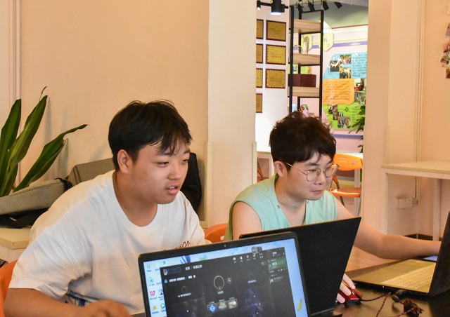 群雄汇集，谁与争锋——第1期英雄汇聚竞享杏花