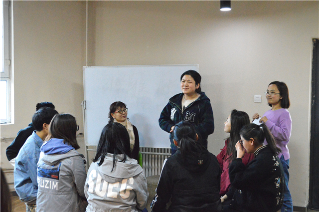 “太行圈子” 领航学子追寻“自信气质”
