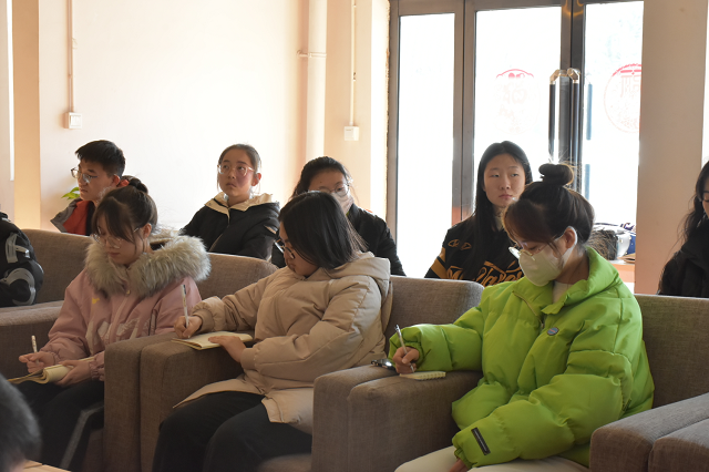 师生座谈促发展 融合赋能开新局——杏花书院2021-2022学年第一学期期末座谈会