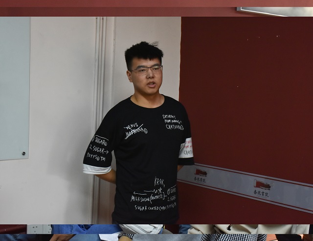 新鲜出炉的欢乐 精彩绝伦的展示——《欢乐脱口秀》第六期