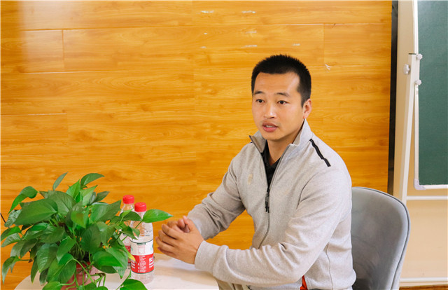 聚焦乒乓 活力四射青春谈——箕城书院开展第31期师生下午茶活动