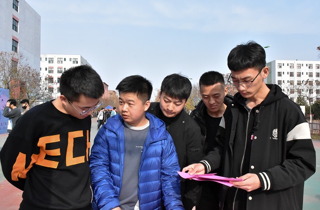 燃情杏花 温暖宿舍