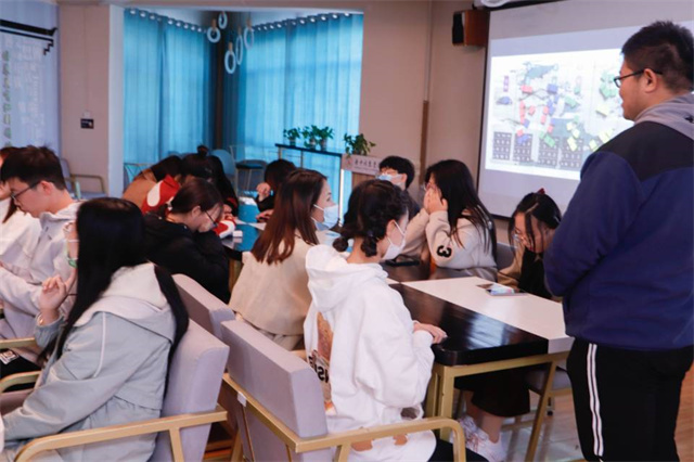 “桌”上巧思辩 “游”戏展心颜——箕城书院举办第22期趣味逻辑