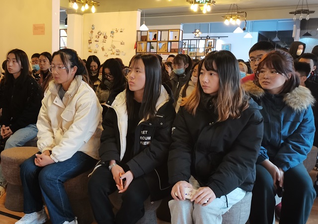 【1+1＞2】生活中的法律 婚姻里的哲理——“开讲啦”第32期
