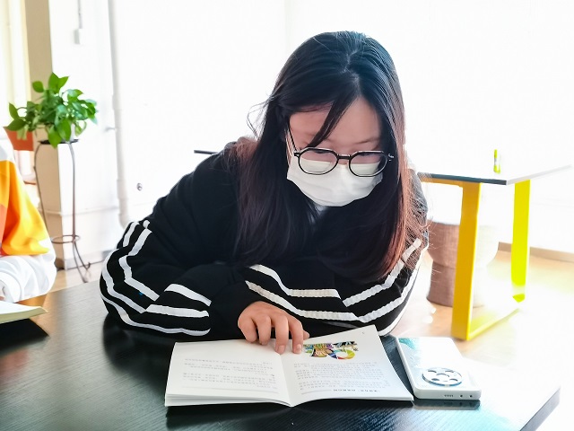 【意动杏花】阳春醉金菊 花间趣无穷——第5期悦读月享诗词分享交流会