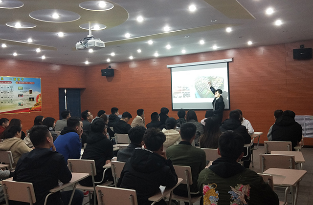 没有体会书院的大学生活 是不完整的——辅导员说完满之开学第一讲:“书院带给大学生活的另一种可能”