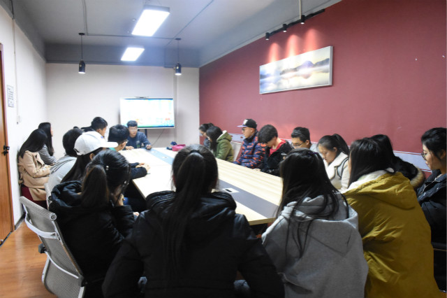 益起前行 大爱无疆——杏花书院举办第十五期杏花夜话