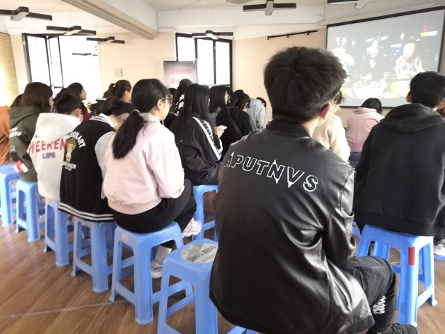 视讯周刊第18期——于欢笑中观影 于现实中深省
