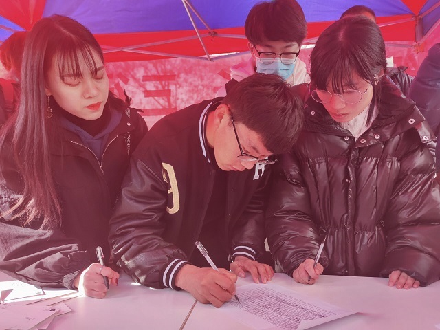 寄情感于书信 表相思于心中——“三行情诗,纸短情长”第1期献家乡