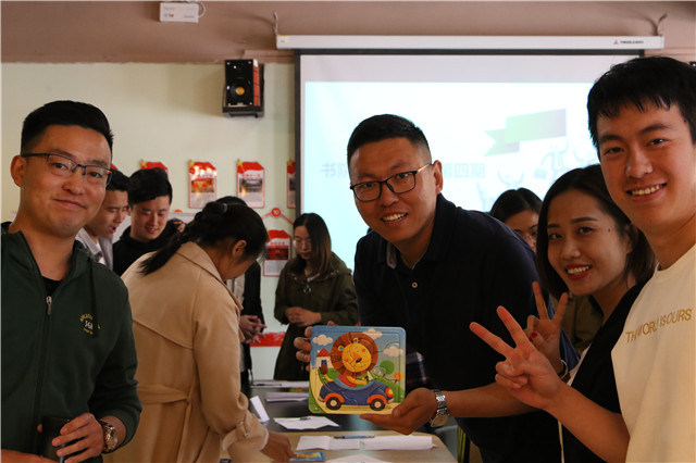 书院辅导员日第4期:在沟通与协作中共建书院温暖团队