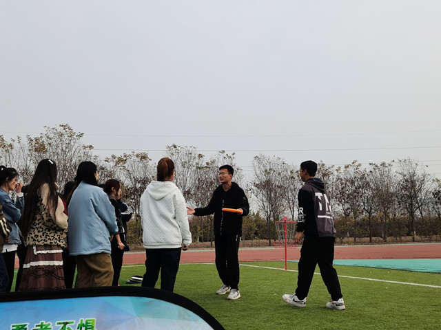 “盘”青春 多巴胺是生活的万能解药——无边书院&GAG素质拓展协会:你了解Frisbee吗?
