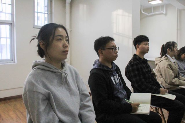 【1+1>2】专注坚持 在创新中发展自我——青藤书院举办分享书房·我与书的故事系列活动第13期