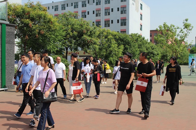 【1+1>2】搭建沟通桥梁 共建育人平台