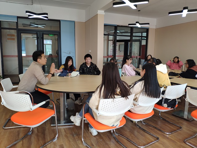 追忆童年 品味成长 ——无边书院青语•导师面对面第45期