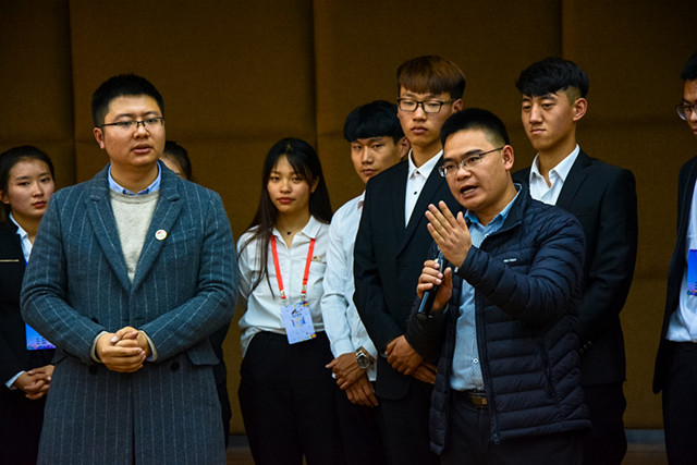 【1+1>2】大数据学院、信息工程学院与太行书院举办“双院+”中坚力量训练营第一期培训班开班典礼暨第一讲《领导者核心素质修炼》