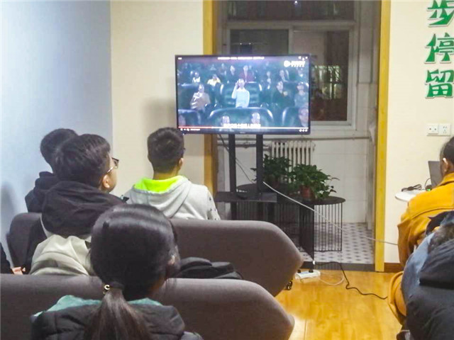 以书会友 共享思辨之路——箕城书院开展第三十三期“书香涵泳,润泽心灵”书式生活