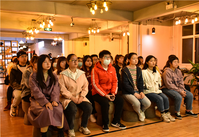 与时代共同奔跑 以奋斗逐梦圆梦——《考研知识早知道—致奔跑的考研人》