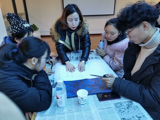 活力青春·艺术启航——流体画艺术体验活动