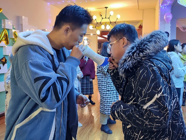 “满目星辰·皆因有你”——三达书院12月集体生日会温馨呈现