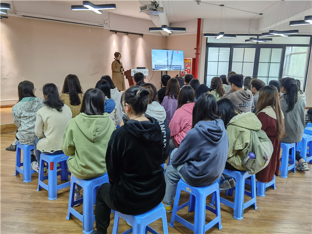 探析名人世界 把握精彩人生——【视界无边】视讯周刊第58期活动