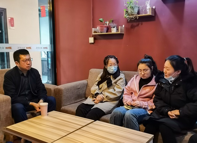简出自我 历显不凡 ——第1期职场大视野