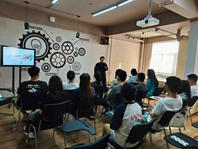 【书院传真】玩转书院社区:第十三周书院活动纪实