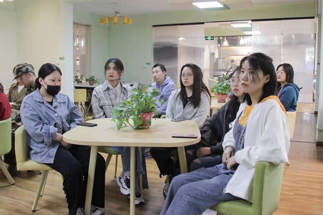 【1+1＞2】明确自我定位 编织未来蓝图——青藤书院举办“精英职业生涯规划”系列活动第19期