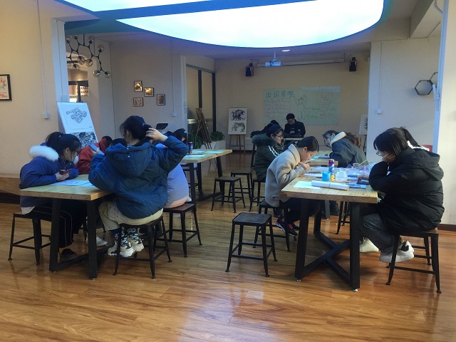 彩创壳比壳