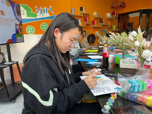 信手“粘”来 定制属于你的可爱——青年之家第三期:奇迹花语DIY