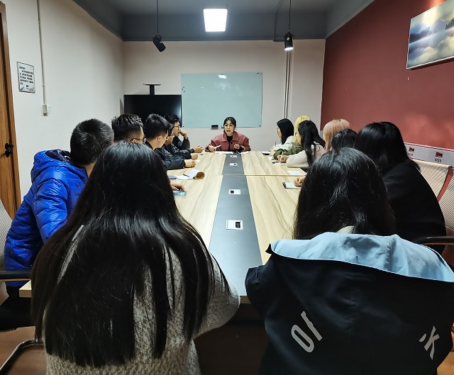 齐聚杏花共筑梦想 搭建师生沟通桥梁