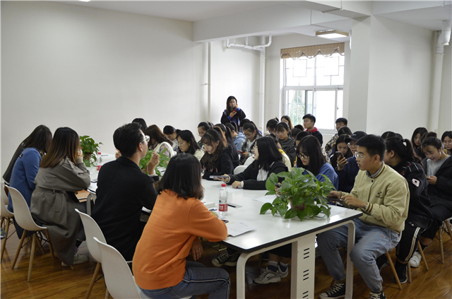 【1+1>2】淬炼&青藤 营销创想沙龙第8期:40名书院学子共同探索新时代营销模式下的创新之路